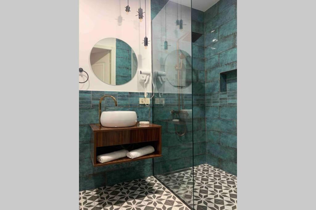Geverse Apartment Batumi Eksteriør bilde