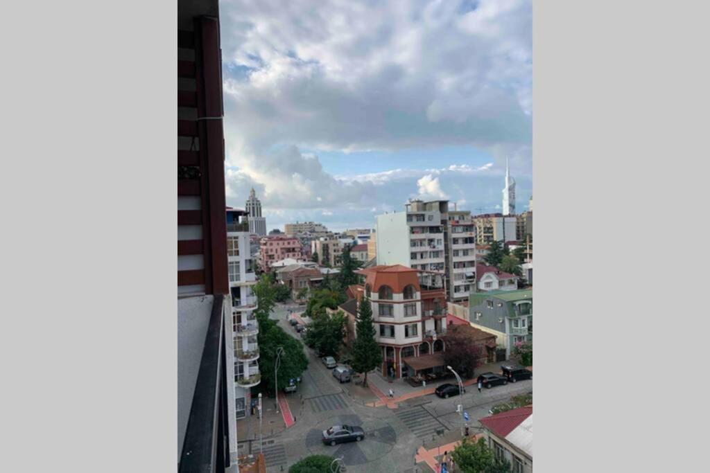 Geverse Apartment Batumi Eksteriør bilde